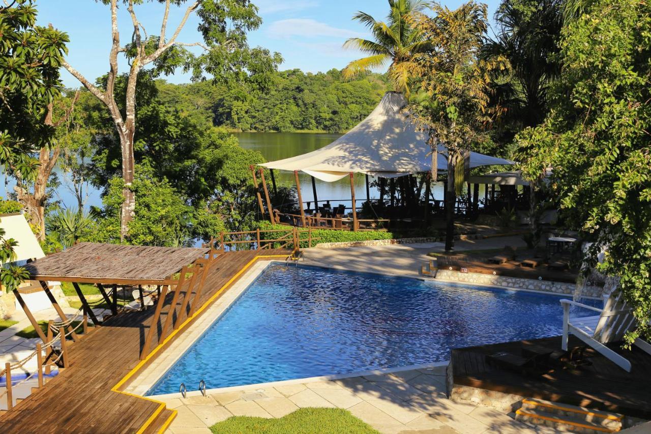Hotel Maya Flores