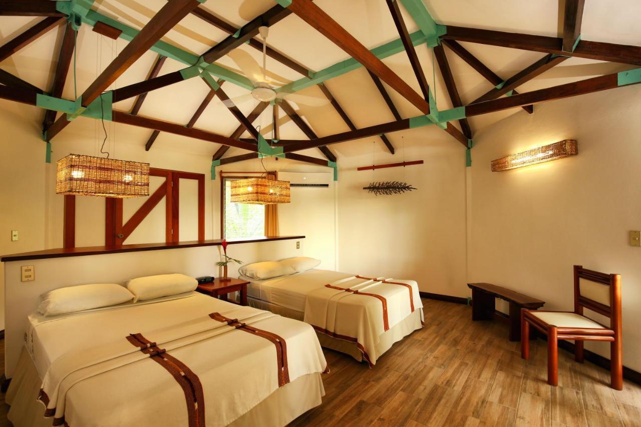 Hotel Maya Flores