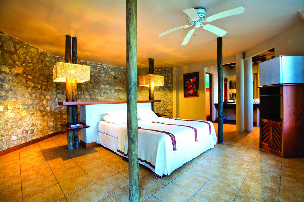 Hotel Maya